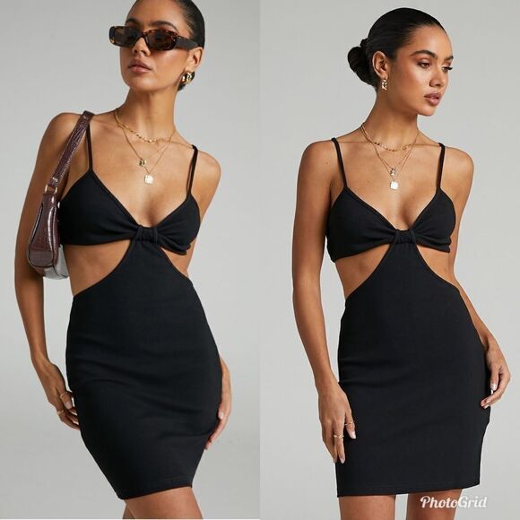 H&M Divided Triangle Top MINI BODYCON DRESS IN BLACK - Picture 2 of 13